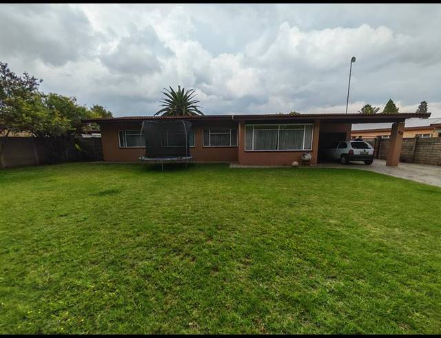 3 BEDROOM HOUSE FOR SALE IN SASOLBURG EXT 5